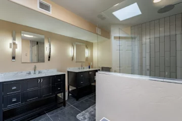 House Master Bathroom